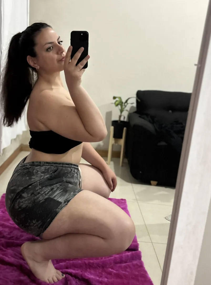 Est-ce que je peux être irrésistible même avec des formes ?  posted by Petitenatureee062