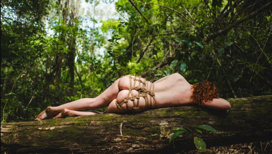 Eu amarrada by akash-hella