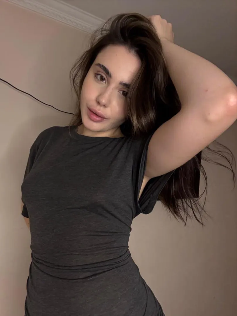 EU girl, waiting for something fun to happen, don’t let me get too bored or too reckless :P posted by FlusteredFeralCat