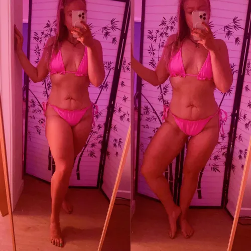 Even my mirror says Yes Nichole  by NicholeRx