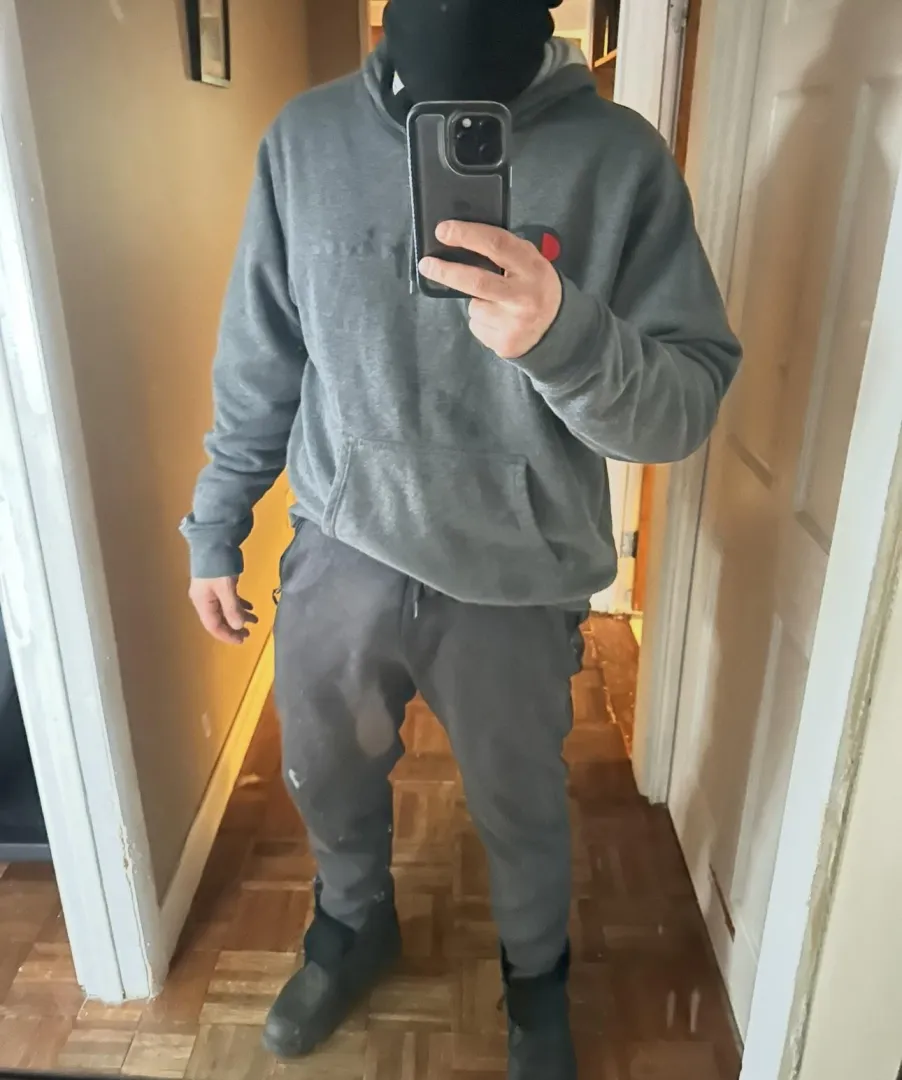 Even when it’s cold out posted by Odd-Swan1012