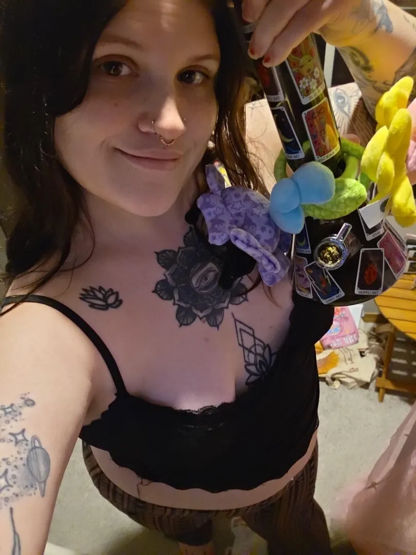 Evening gooners and stoners posted by cannakweeen