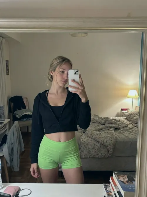 every curve of my body is visible by BunnyWhiskerGlow