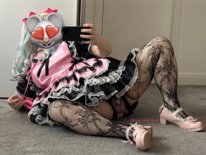 Every Harem needs a sissy maid! by SissySuki