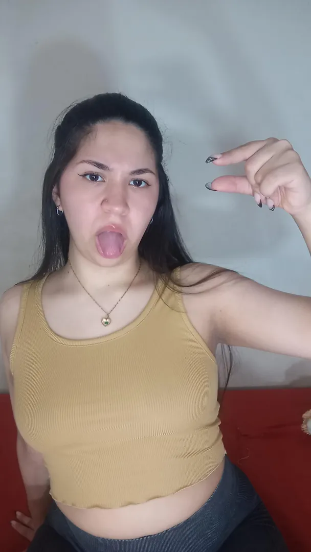 Every inch you lack reminds me of how much control I have over you. Keep shrinking, I’ll keep getting stronger dicklett posted by dahianaOfelia