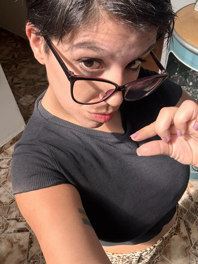 Every time you come home I remind you how pathetic you are posted by Inesitaax