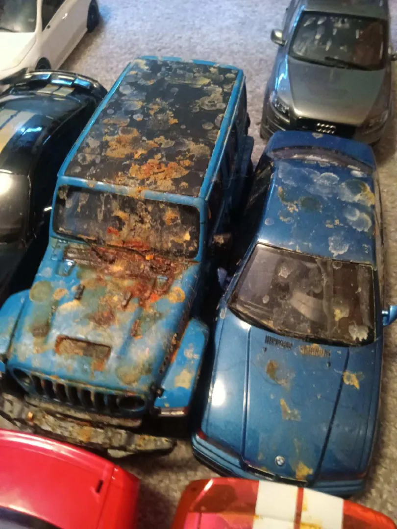 Everyone needs to cum on cars. Looks great, smells great. posted by Carsmasher_45