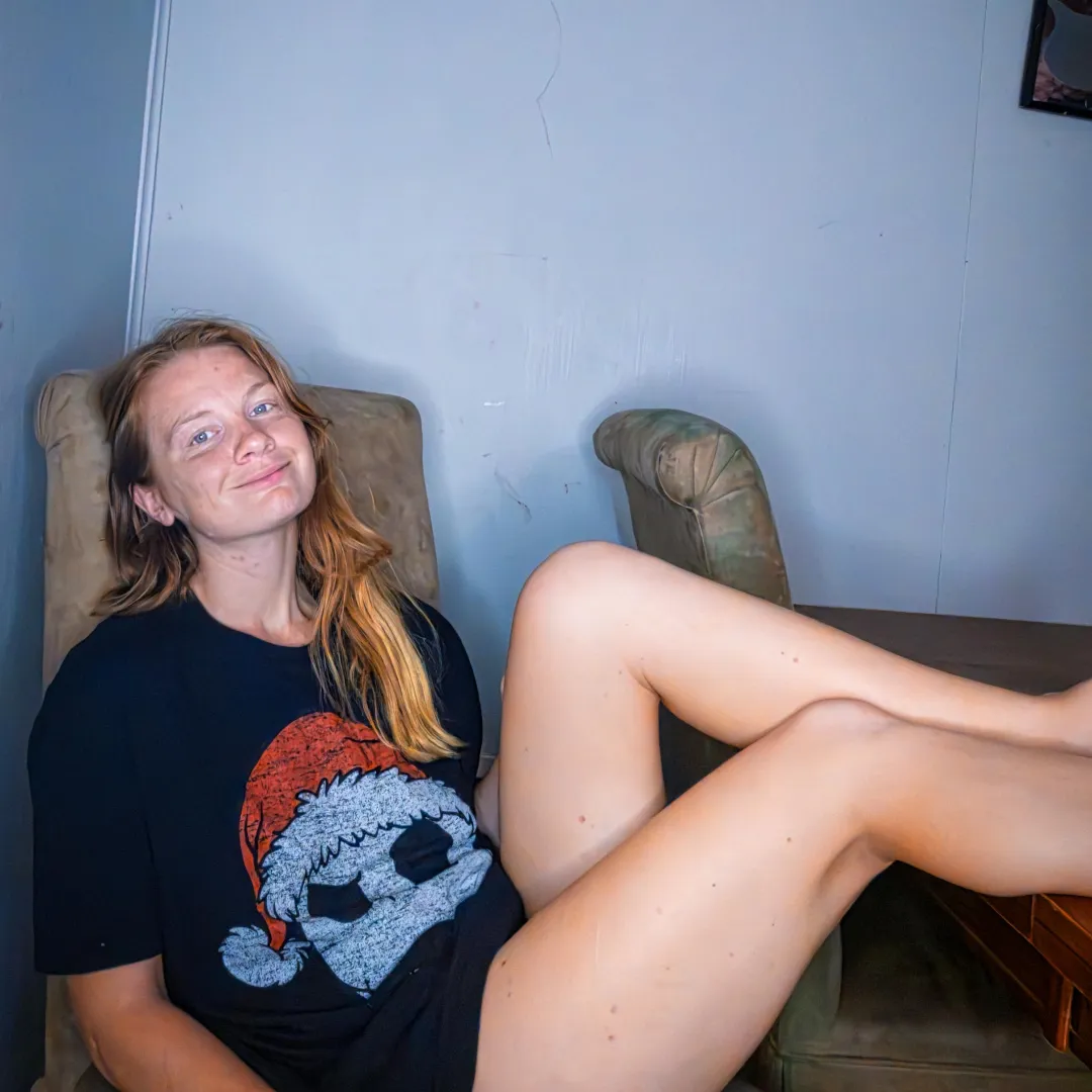 everyone remembers the girl with the red hair [Return Our 3P Tools/Apps] posted by --lily-rose--