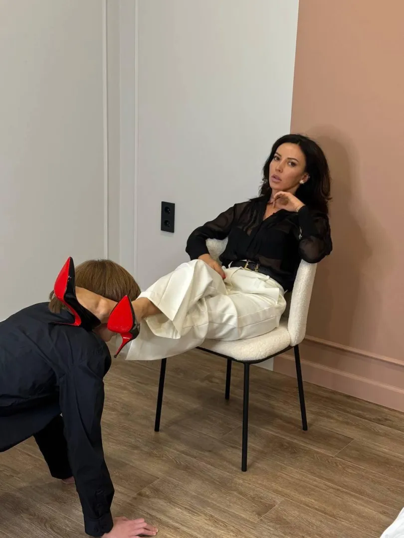 Everything better with this heels posted by s_mistress