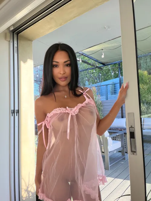 everything is peeking through pink by Fairy_Drift