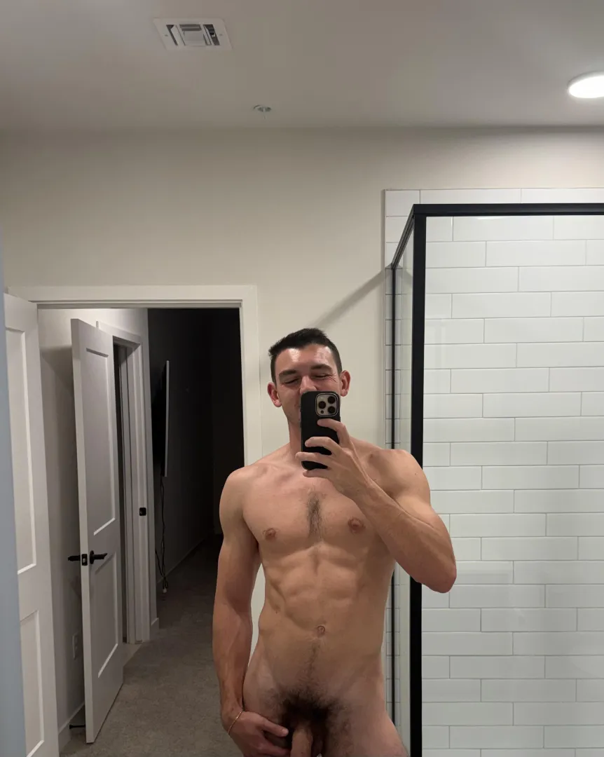 Eyes up here posted by skyguyy22