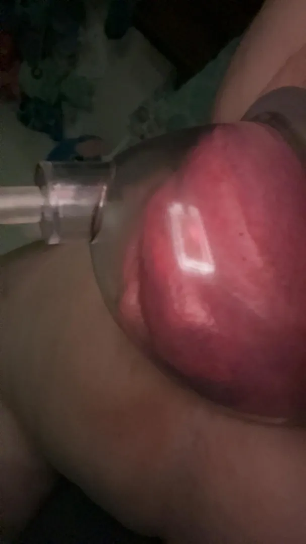 [f] almost filled up posted by cuckcakemakemewatch