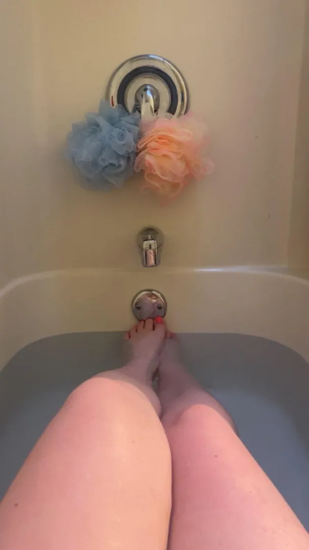 [F] Feels like a good night to relax posted by [deleted]