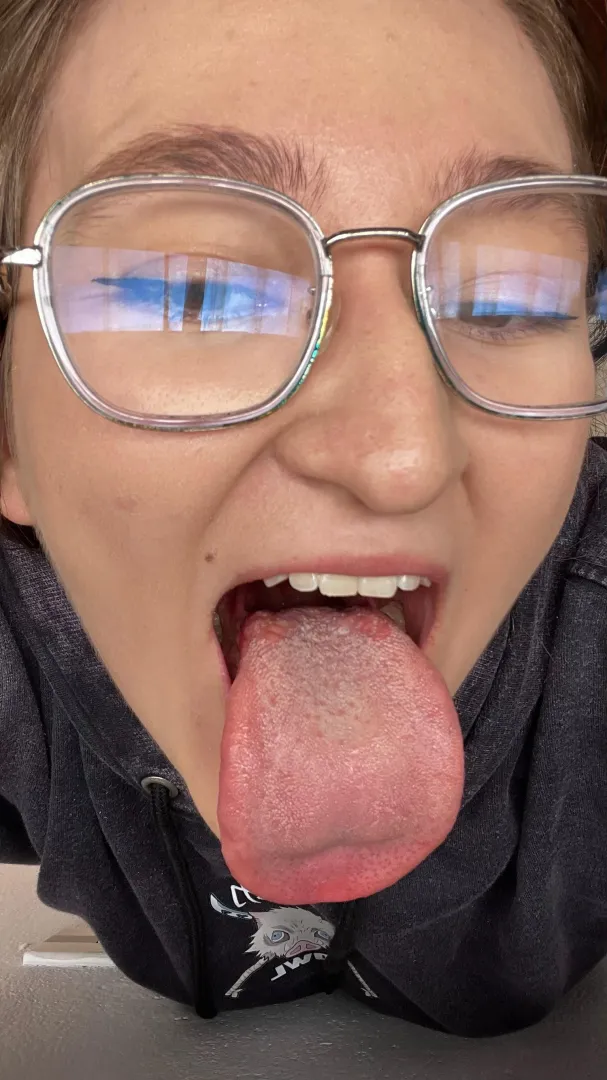 {F} I know you want this!  posted by MaryGolding19