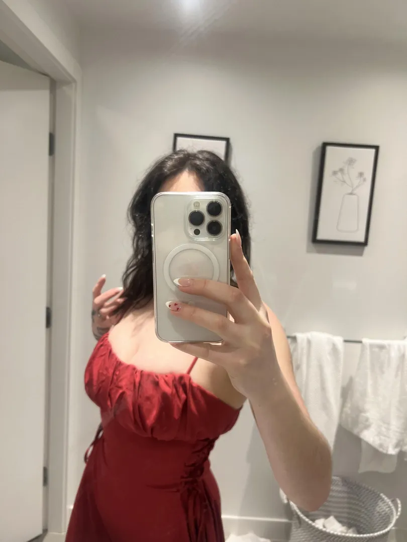 [F] Looking 4 a real man  posted by Expensive-Control593