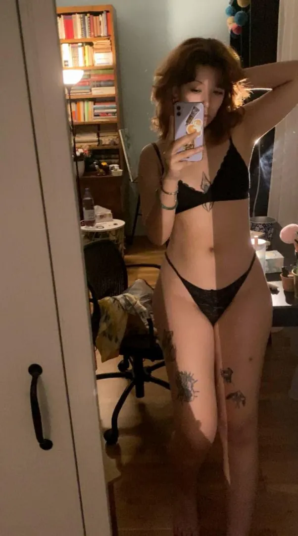 f Mirror on the wall, who’s the kinkiest of them all posted by zZzGodnezZz