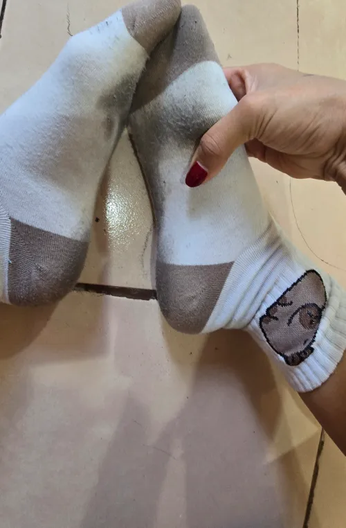 [F] The stinkiest pair I own by Rufinitavip