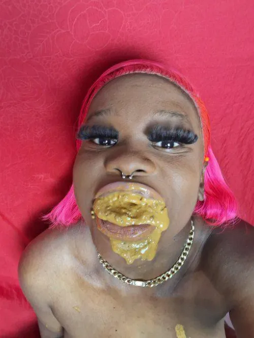 [F] Would you like to watch me eat more? by elizatqueen229