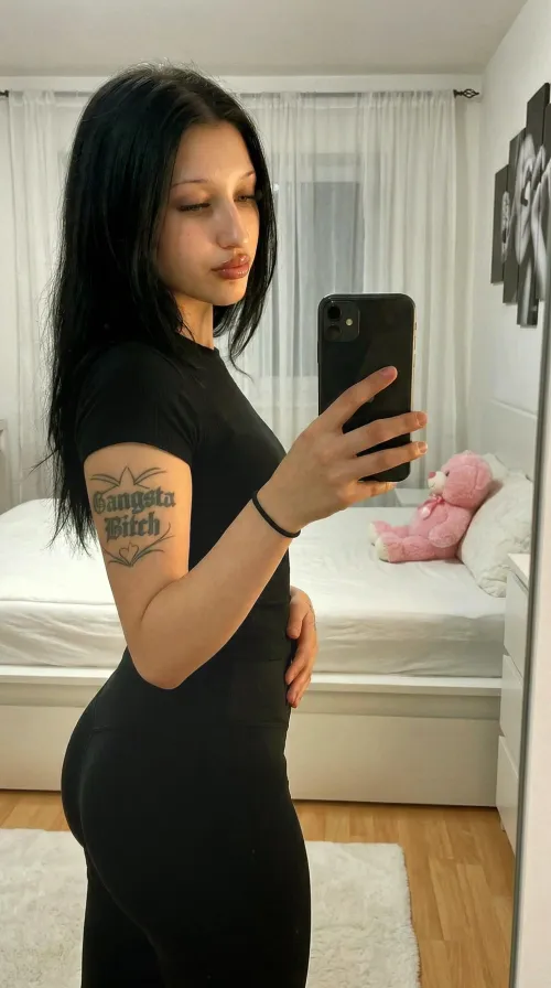 F18, this shape deserves to be ur fave slut by Hot_Ocelot2652