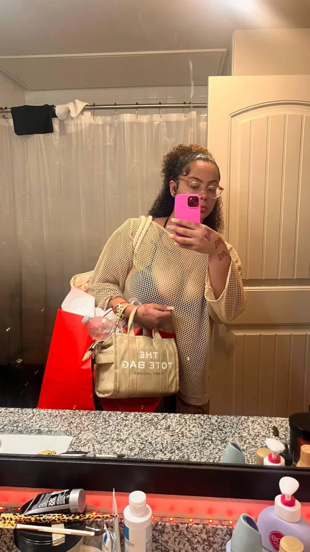 F24 open for CarPlay I’m mobile posted by Important-Hyena-7837