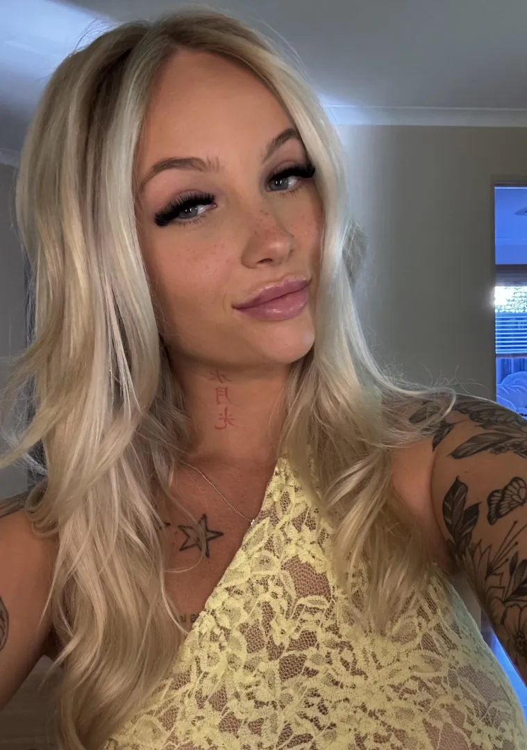 F25 seeking for a wild stranger tonight posted by Similar_Law_3257