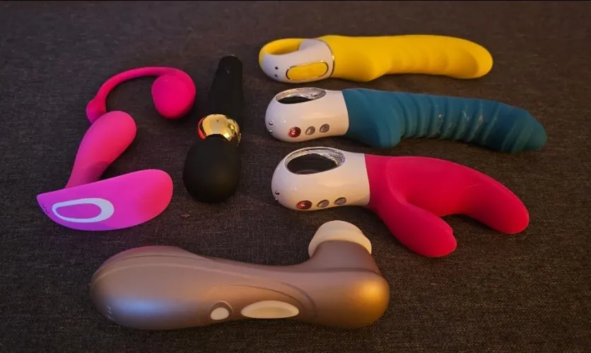 (F35) Mit welchem Toy würdet ihr am liebsten mit mir spielen? by SecretSkinnyAnni89