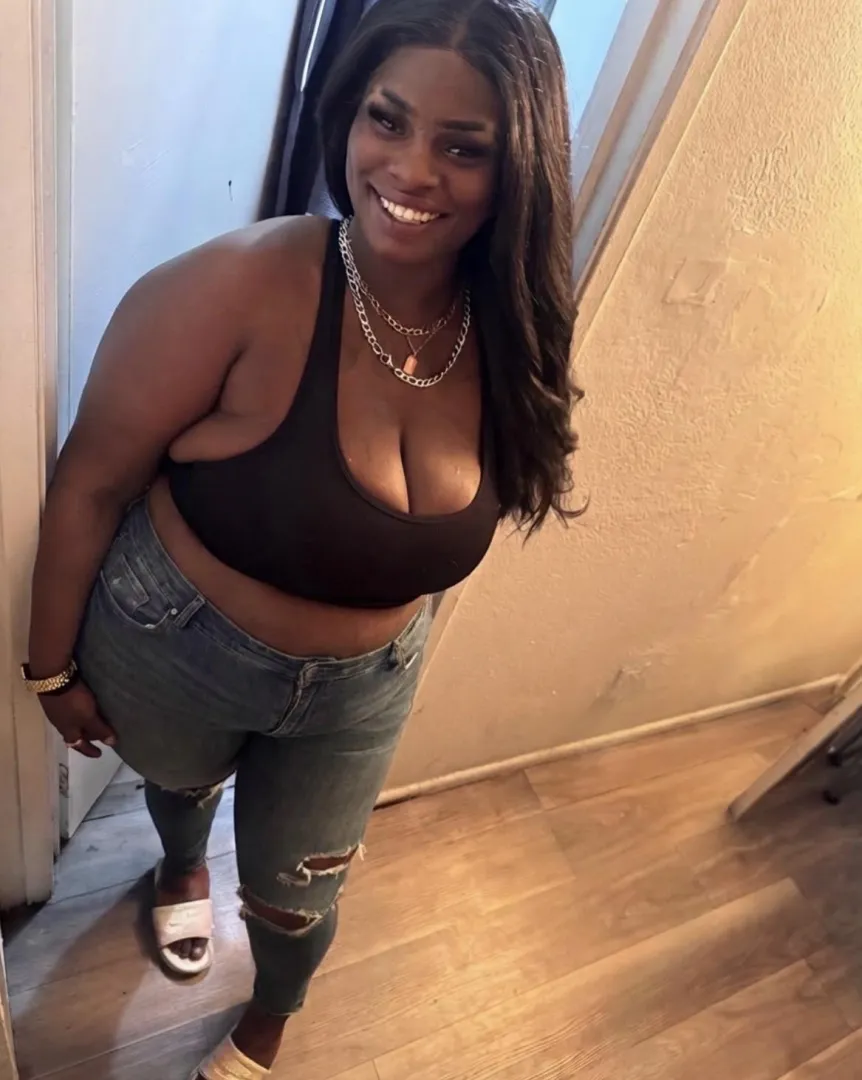 [F4M] 27th and Campbell posted by phx4800