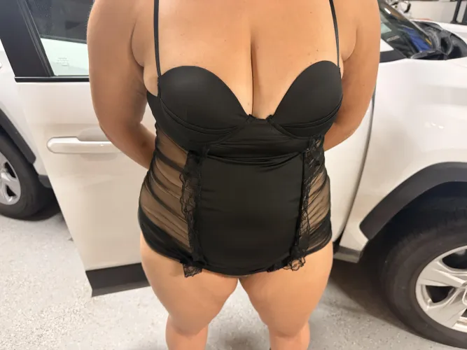 [F4M] 3-on-1 | 2-on-1 free use toy - this Monday night and Tuesday (34 yo sub) by StockProfessional735