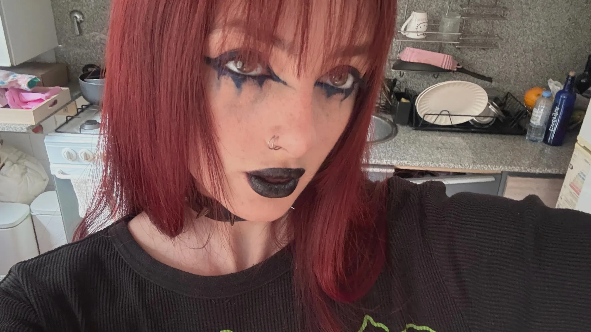 F4M Anyone nearby down for a link-up? lnssta works better: .Iunabowtie'. posted by FakeyFaked