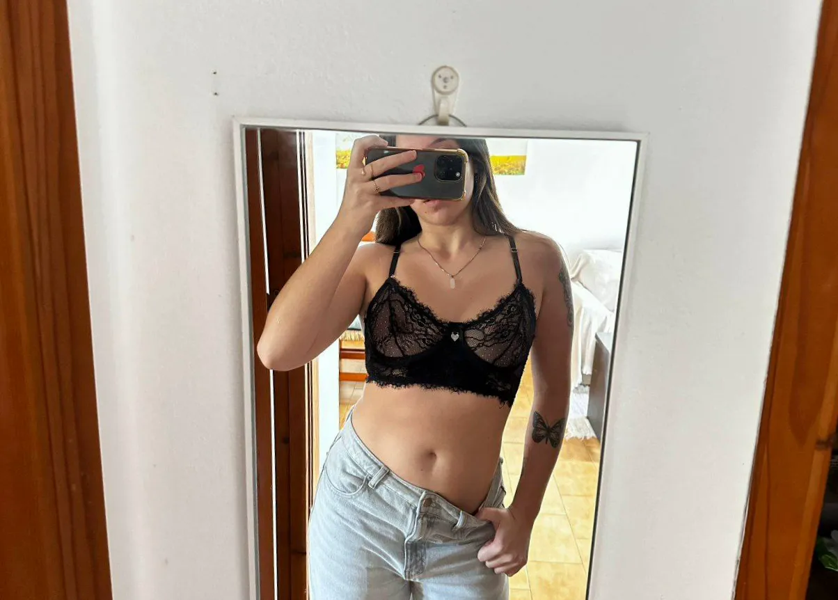 F4M - I just need you to come eat me out posted by PlushPapi-