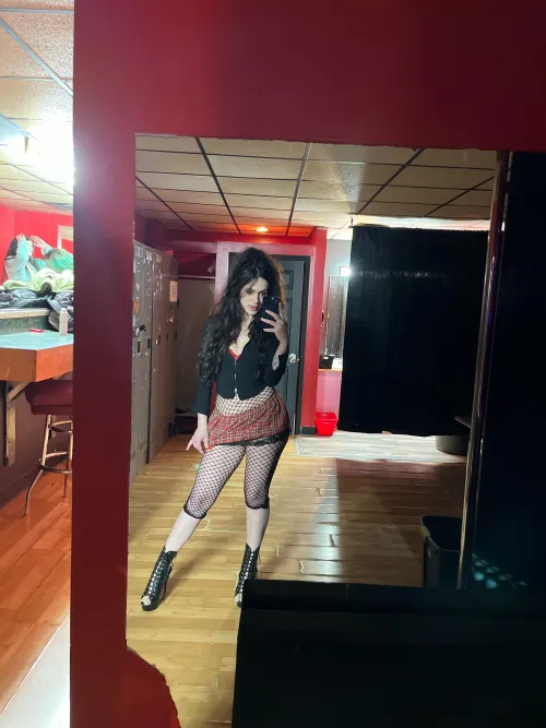 F4M I’m at the pony club in lex right now by ExplanationPlayful75