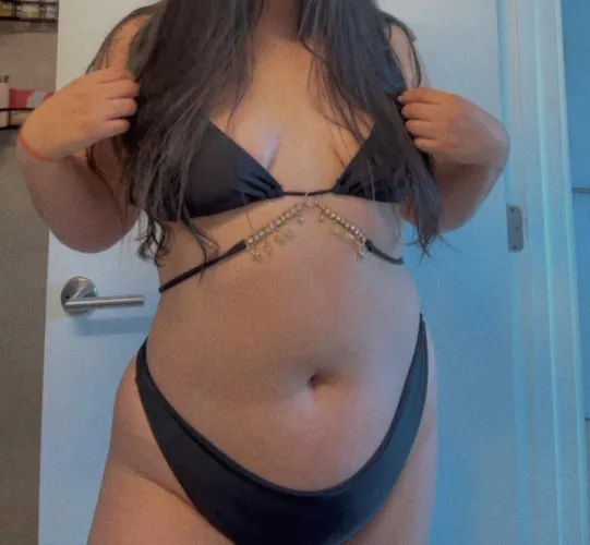 [F]4[M] need someone to eat my pussy now. brickell/little Havana area, car play in my building garage by SnooRobots2376