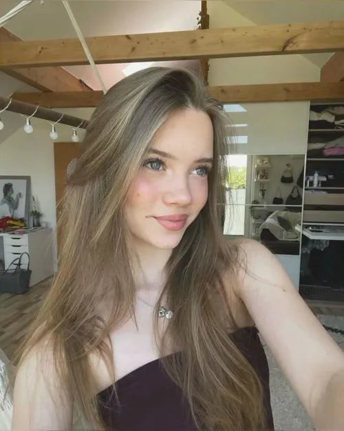 [F4M] older man to fuck me till I’m drooling :> by HoneyMallowcreat