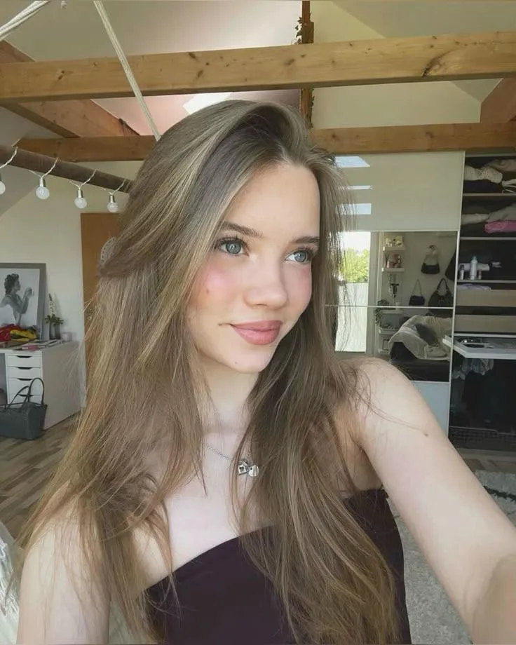 [F4M] older man to fuck me till I’m drooling :> posted by HoneyMallowcreat