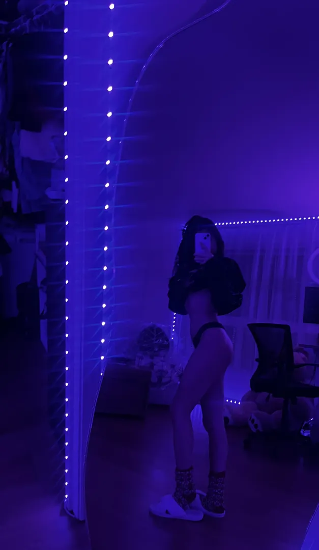 [F4M] what should we take off next? posted by darknetdoll