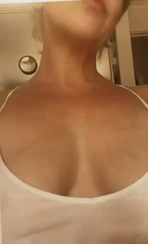 F52 thinking of being drilled by a hot and passionate alpha lover for an hour around lunchtime today. SE Subs. posted by Far-Scratch1695