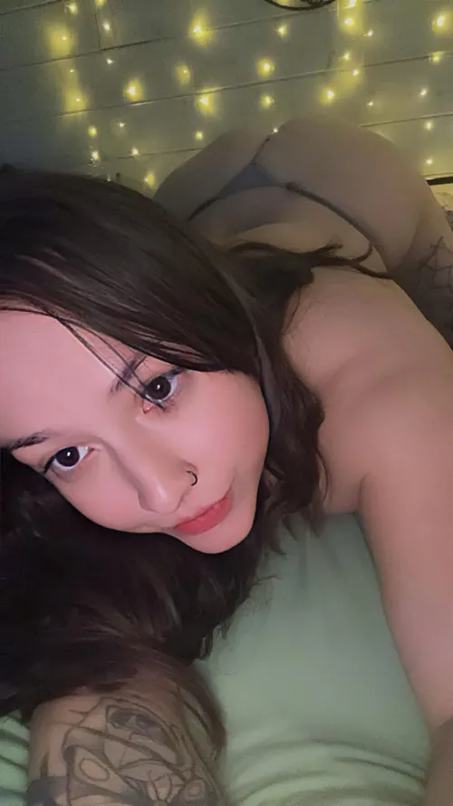 Face down, ass up by sarahhstarr420