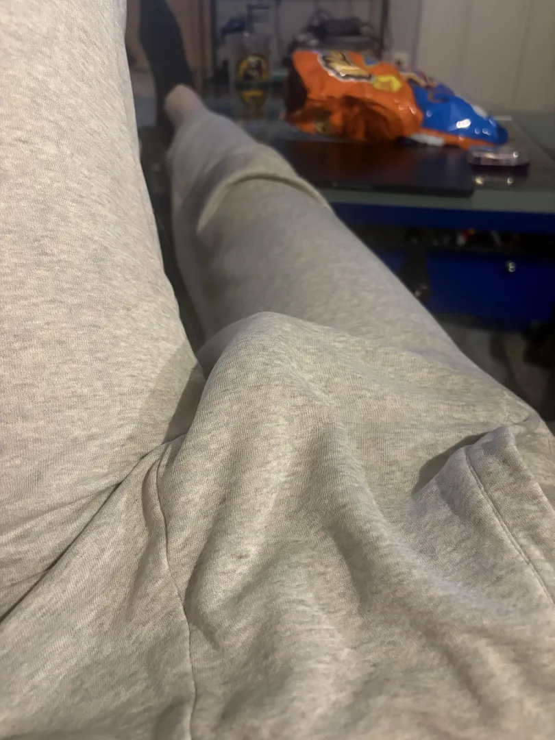 feel like getting out of my comfort zone tonight so first post posted by Greedy_Cod_1670