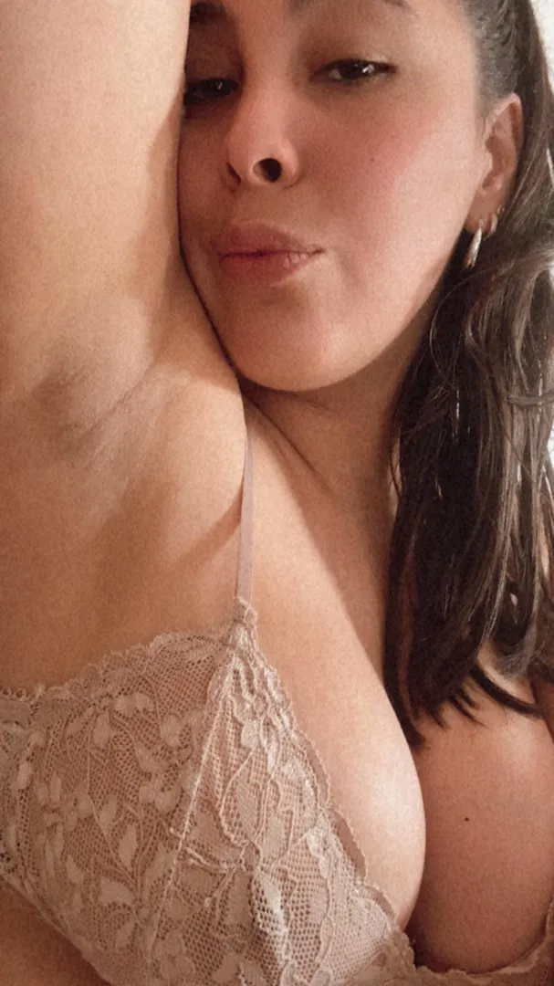 Feel the unique and tempting aroma of my armpits posted by Top_Grand7251