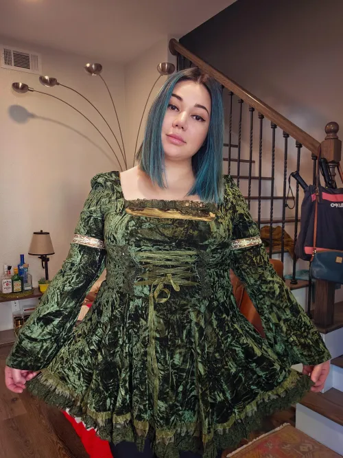 Feeling a little whimsical  by CouchQueenie