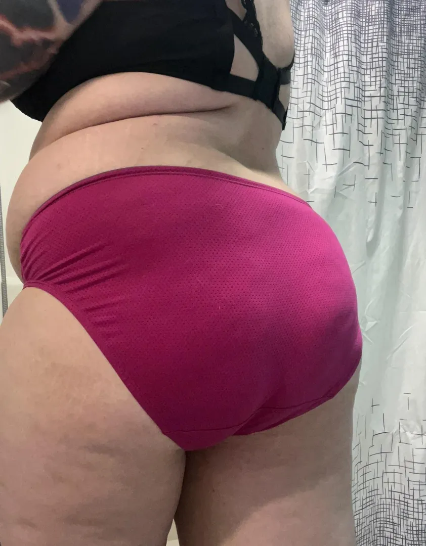 Feeling comfy  posted by moonlitxdarlin