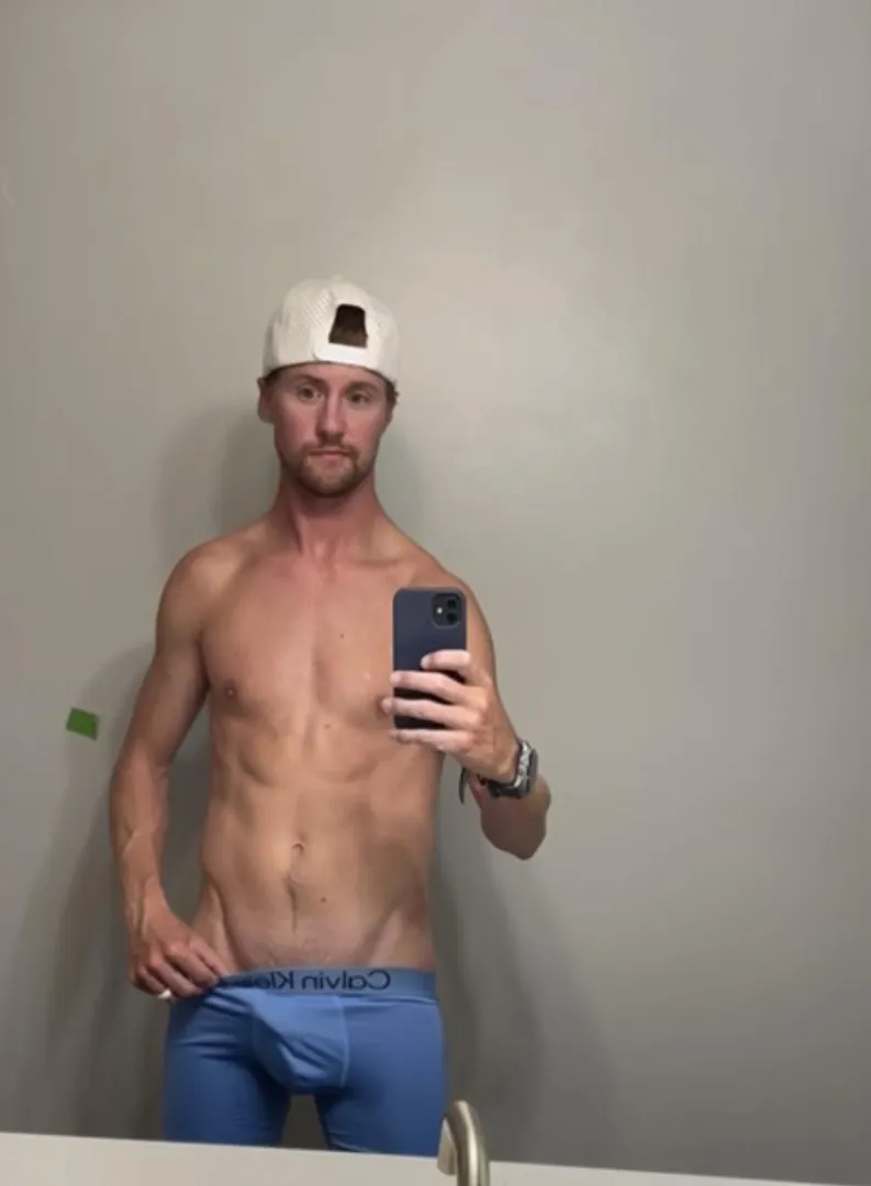 Feeling good today 35 posted by Velvet_viking1