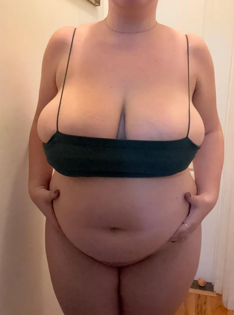 feeling like a soft queen today  posted by florafawnxoxo