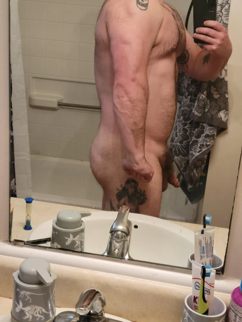 Feeling thick after the gym. posted by Secure-Pineapple-457