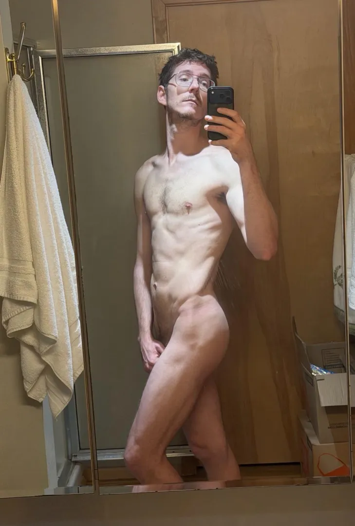 Feeling very breedable tonight posted by BootyNewt