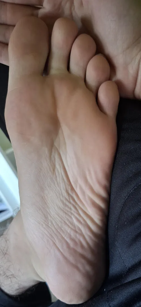 Feet posted by Historical_Wing7998