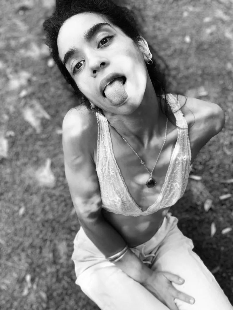 Feliz domingo para todos :) posted by Anastasia-Kiruka