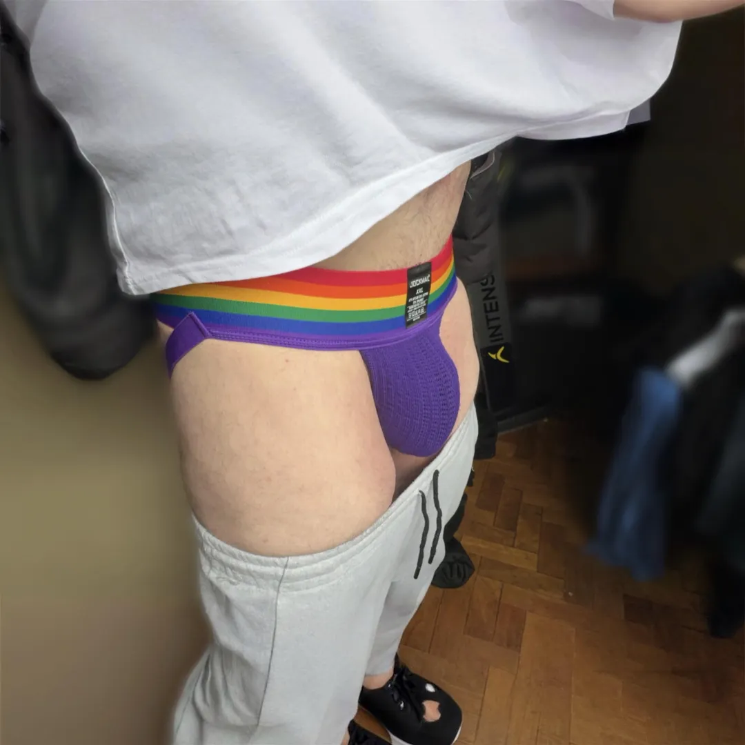 Felt a bit kinky today so wearing this  posted by AeroMan22