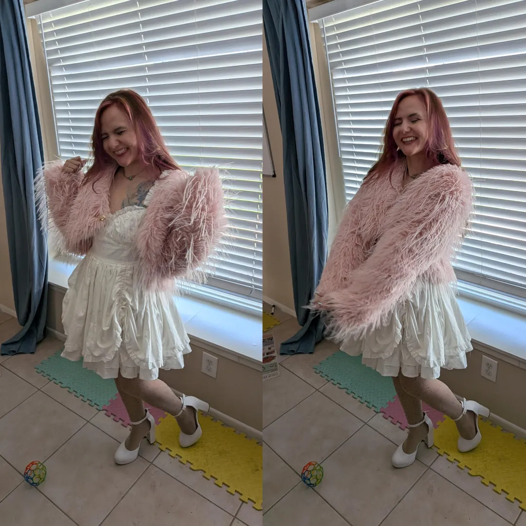 Felt like dressing like a cupcake today posted by HelenaThistledown