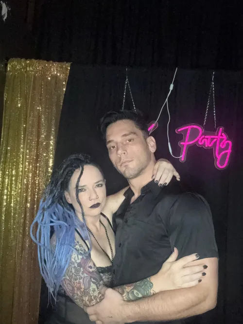 Females or sexy couples wanted by Harleysyn